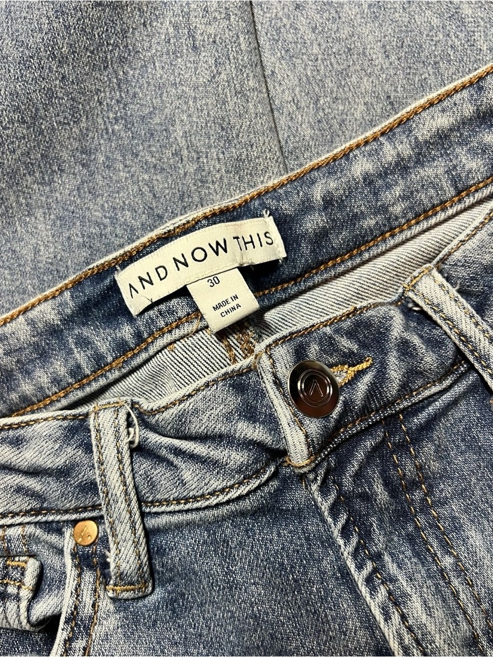 AND NOW THIS High-Rise Light Blue Women's Jeans